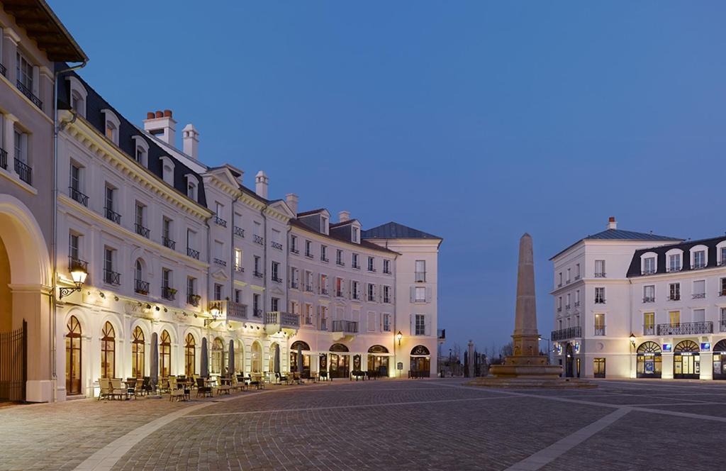 Superbe Villa Au Pied De Disneyland Et Val D'Europe Serris Exterior foto