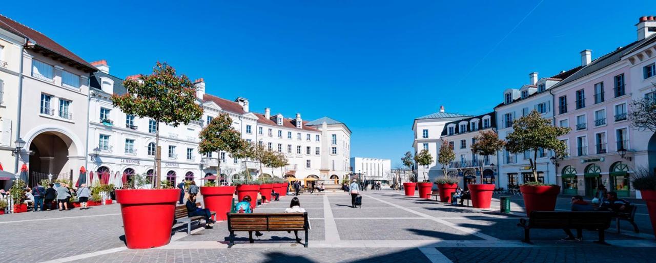 Superbe Villa Au Pied De Disneyland Et Val D'Europe Serris Exterior foto
